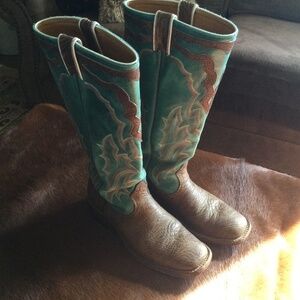 Ladies boulet high top boots 7 1/2